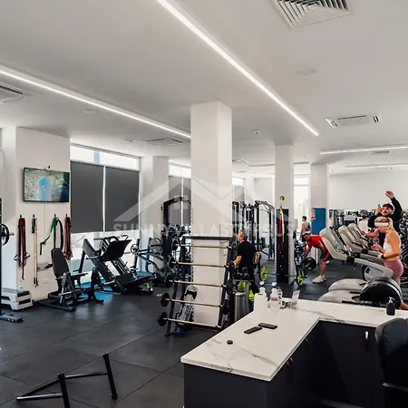 Sunnyvillas: 2br Mythical Apt*swimming Pool*ak04 Paralimni